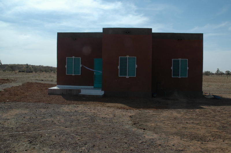 img-construction-of-a-maternity-ward-for-the-village-of-rim